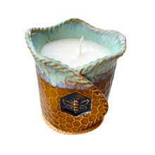 Load image into Gallery viewer, Honey Hive Candle